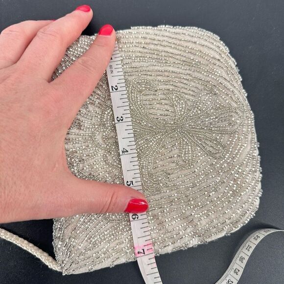 Vintage La Regale Womens Floral Beaded Crossbody Clutch Purse Bag White Cocktail - Picture 13 of 13